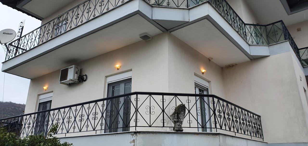 Panos Rooms Καλαμπάκα Εξωτερικό φωτογραφία